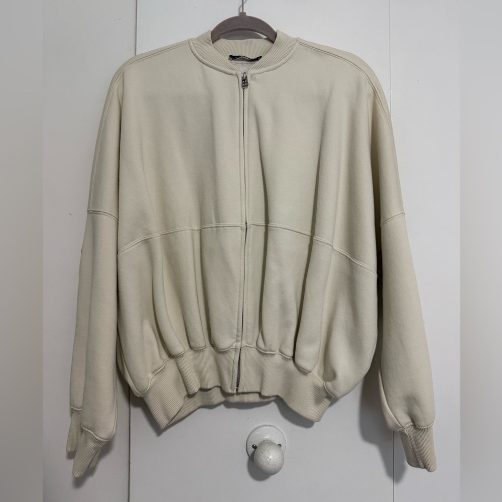 EUC Zara zip up women’s size small